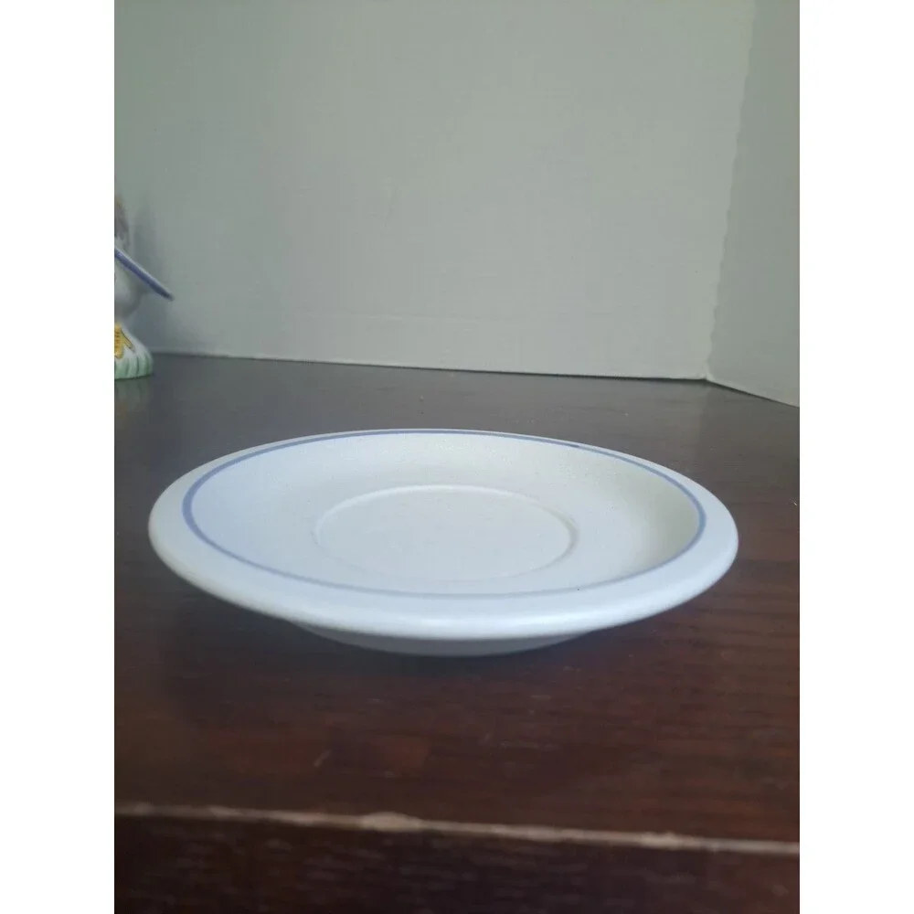 Vintage  Pfaltzgraff Blue And White Stoneware 6.5in Saucer